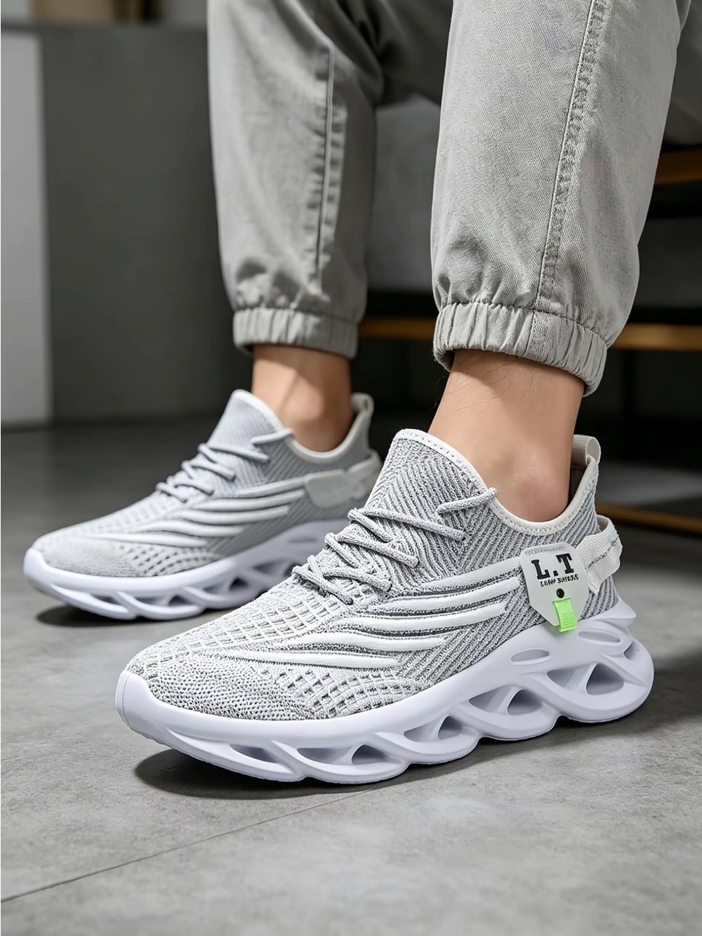 Men’s Size 12 Tennis Shoes Lightweight Knit Sneakers LT Damp - Picture 7 of 13
